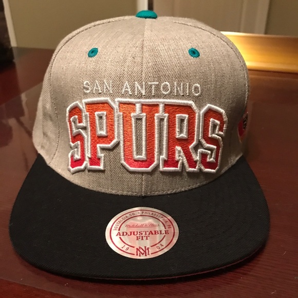 💙Mitchell & Ness SPURS SnapBack - Picture 1 of 8